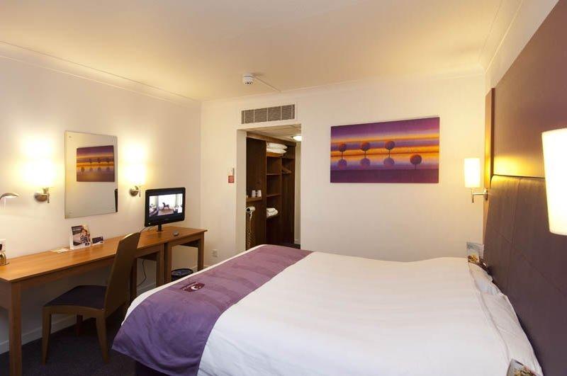 Premier Inn Leicester City Centre Экстерьер фото