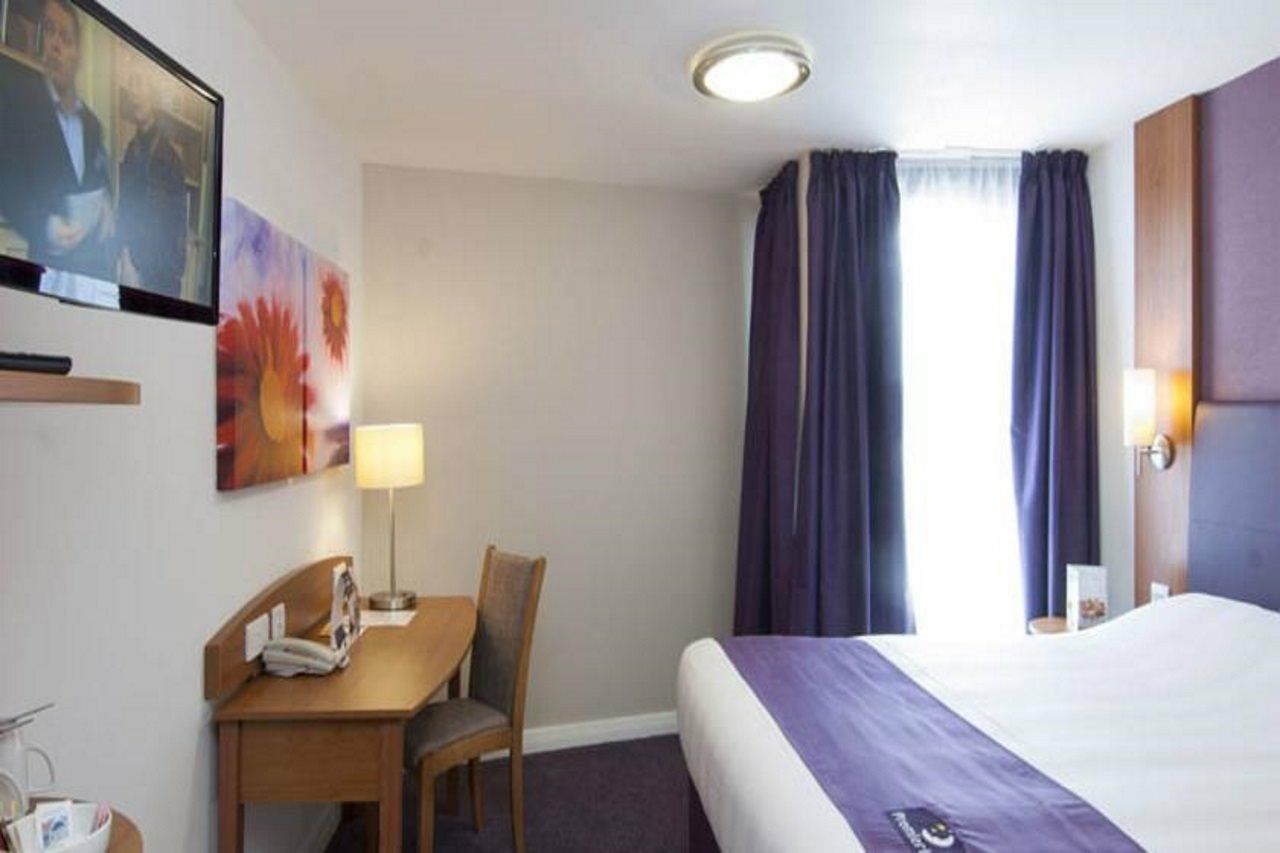 Premier Inn Leicester City Centre Экстерьер фото